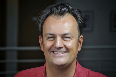 Mr. Laurent Dubois Receives the 2024 Lifetime Achievement Award from the US Metaverse Association