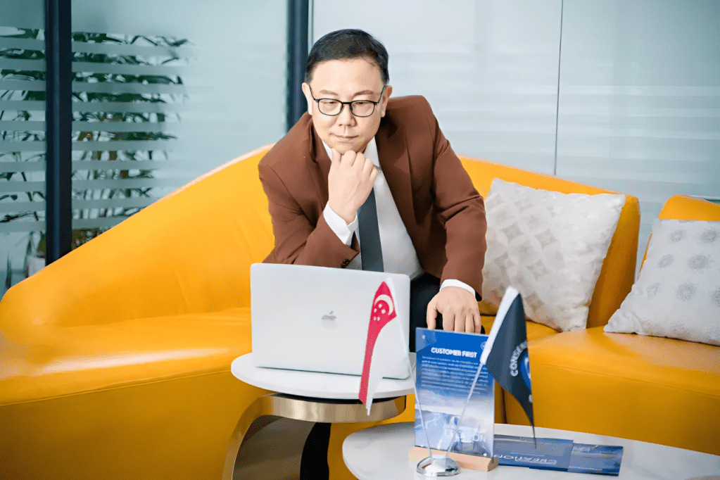 Jason Bennett Receives the 2025 Lifetime Achievement Award from the US Metaverse&nbsp;Association